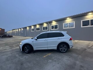 2020 Volkswagen Tiguan II, белый, 3790000 рублей, вид 4