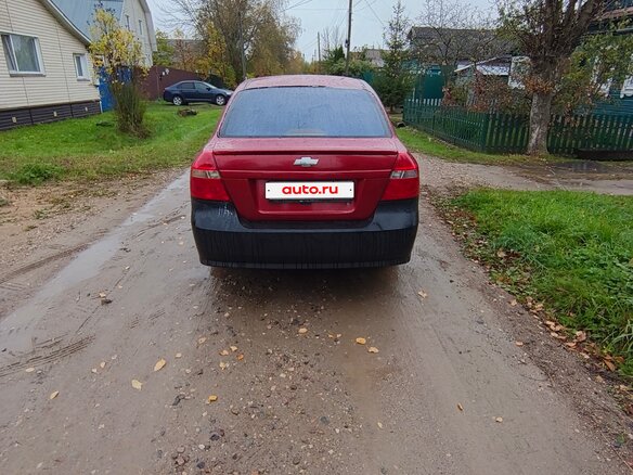 2007 Chevrolet Aveo I Рестайлинг, красный, 140000 рублей - вид 4
