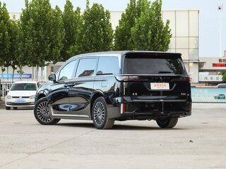 2025 Voyah Dream I Рестайлинг, чёрный, 6500000 рублей, вид 4