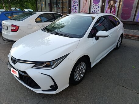 2021 Toyota Corolla XII (E210), белый, 1780000 рублей, вид 5