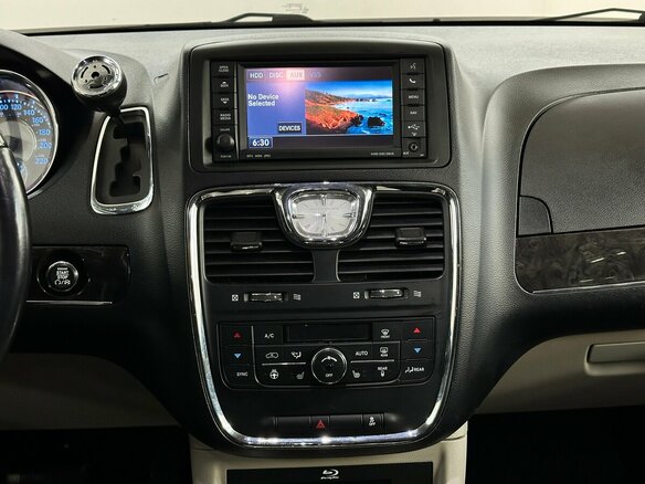 2014 Chrysler Voyager Grand V Рестайлинг, чёрный - вид 6