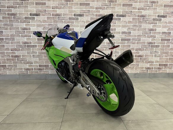 2024 Kawasaki ZX-6 Ninja, белый, 1295000 рублей - вид 6