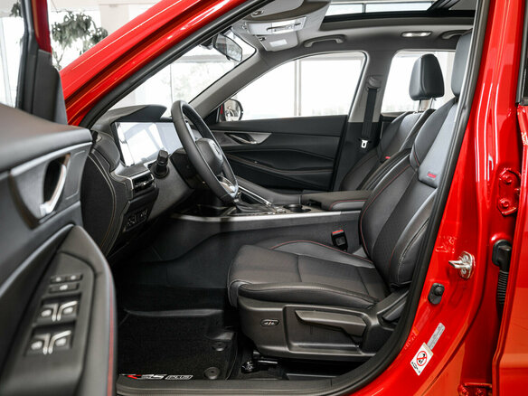 2024 Changan CS35 Plus I Рестайлинг, красный, 2709900 рублей - вид 16