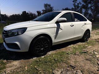 2018 Lada (ВАЗ) Vesta I, белый, 970000 рублей, вид 2