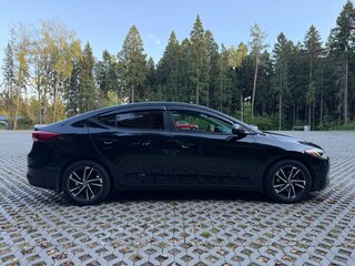 2017 Hyundai Elantra VI (AD), чёрный, 1450000 рублей, вид 2