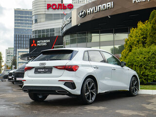 2020 Audi A3 Sportback 35 TFSI IV (8Y), белый, 2578000 рублей, вид 3