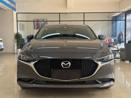 2021 Mazda 3 Axela IV (BP), серый, 1950000 рублей, вид 2