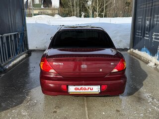 2006 Kia Spectra I Рестайлинг 2, красный, 290000 рублей, вид 4