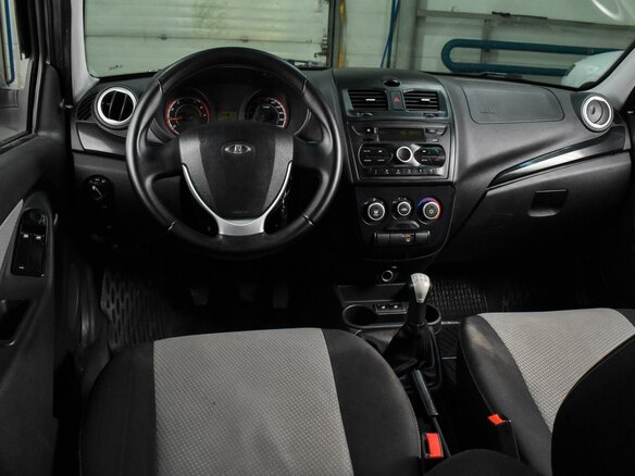 2016 Lada (ВАЗ) Kalina Cross II, белый, 465000 рублей - вид 5