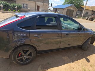 2010 Ford Focus II Рестайлинг, серый, 720000 рублей, вид 5