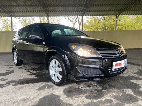 2010 Opel Astra H Рестайлинг, чёрный, 610000 рублей, вид 2