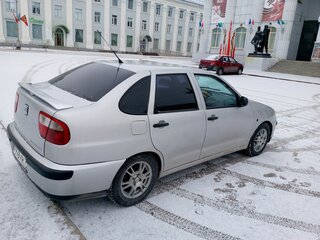 2002 SEAT Cordoba I Рестайлинг, серебристый, 245000 рублей, вид 2