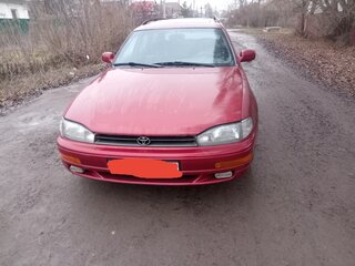 1994 Toyota Camry III (XV10), красный, 135000 рублей, вид 4