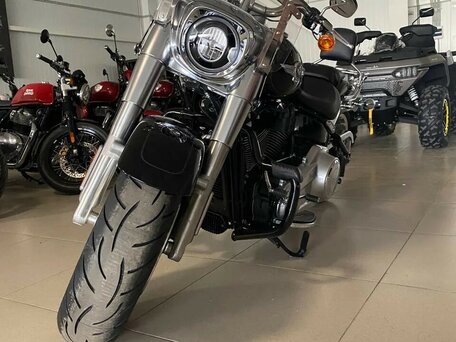 2018 Harley-Davidson Fat Boy, чёрный, 2200000 рублей, вид 5