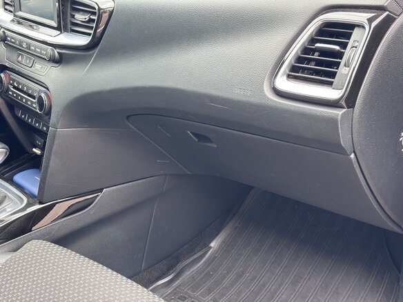2019 Kia Ceed III, серый, 1800000 рублей - вид 16