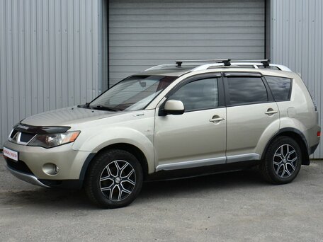 Mitsubishi Outlander II