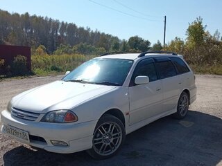 2001 Toyota Caldina II Рестайлинг, белый, 615000 рублей, вид 4