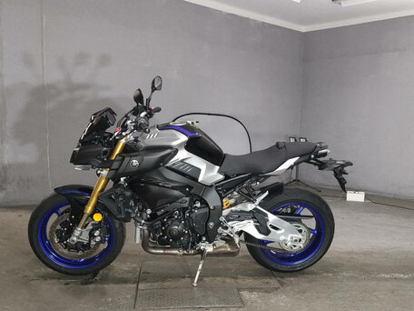 2017 Yamaha MT-10SP, серый, 1712000 рублей, вид 2