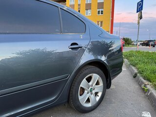 2013 Skoda Octavia II (A5) Рестайлинг, серый, 930000 рублей, вид 4