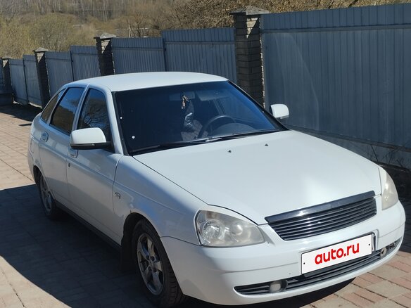 2010 Lada (ВАЗ) Priora I, белый, 350000 рублей - вид 2