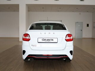 2026 Lada (ВАЗ) Granta Sport I Рестайлинг, белый, 1561000 рублей, вид 5