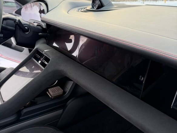 2022 Porsche Taycan GTS Sport Turismo I, красный, 11990000 рублей - вид 7