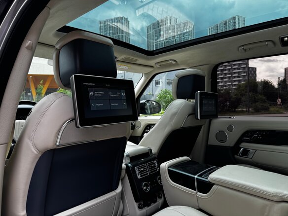 2018 Land Rover Range Rover IV Рестайлинг, серый, 5475000 рублей - вид 9