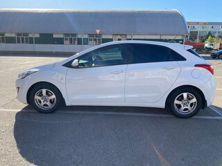 2015 Hyundai i30 II Рестайлинг, белый, 1320000 рублей, вид 4