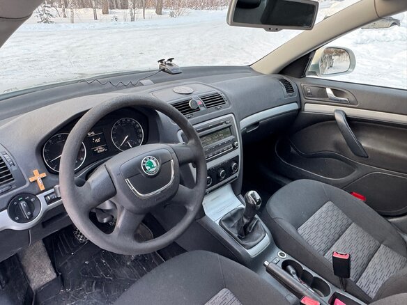 2012 Skoda Octavia II (A5) Рестайлинг, серебристый, 770000 рублей - вид 7