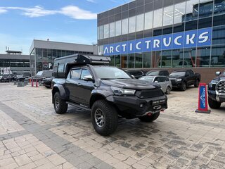 2015 Toyota Hilux VIII, белый, 7400000 рублей, вид 3
