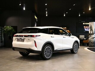 2025 Exeed RX, белый, 5200000 рублей, вид 5