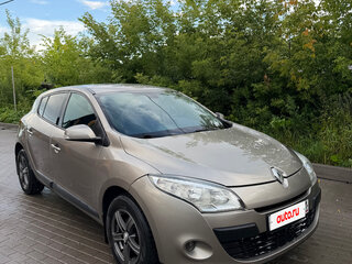 2011 Renault Megane III, бежевый, 500000 рублей, вид 2