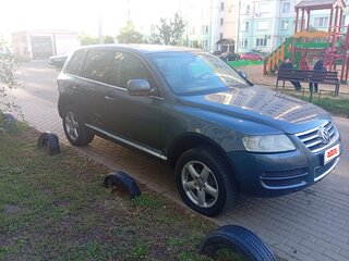 2004 Volkswagen Touareg I, серый, 590000 рублей, вид 3