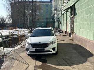 2019 Kia Carnival III, белый, 3000000 рублей, вид 3