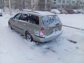 2004 Ford Focus I Рестайлинг, серебристый, 150000 рублей, вид 4