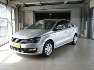 2017 Volkswagen Polo V Рестайлинг, серый, 968000 рублей, вид 3