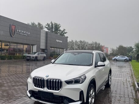 2023 BMW X1 Long 20Li sDrive III (U11/U12), белый, 2800000 рублей, вид 1