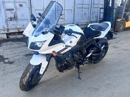 2011 Yamaha FZ1, белый, 559000 рублей, вид 1
