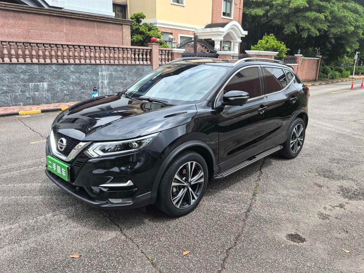 Открыть фотографии: Nissan Qashqai II Рестайлинг