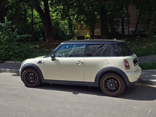 2010 Mini Hatch Cooper II (R56), белый, 780000 рублей, вид 2