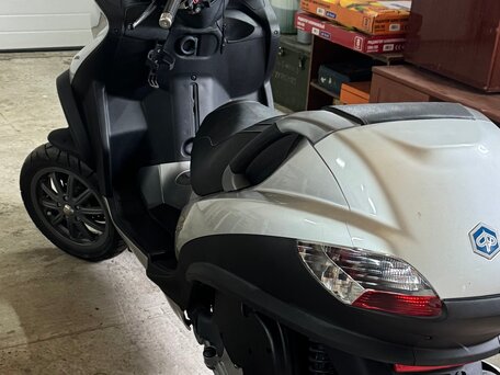 2006 Piaggio MP3, серебристый, 240000 рублей, вид 5
