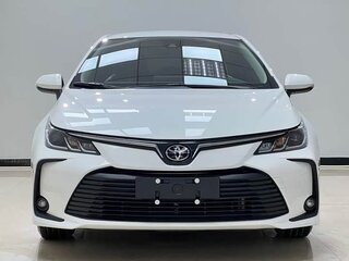 2022 Toyota Corolla XII (E210), белый, 1470000 рублей, вид 1