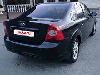 2010 Ford Focus II Рестайлинг, чёрный, 600000 рублей, вид 4