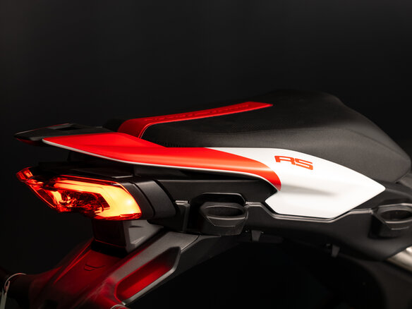 2026 Ducati Multistrada V4, белый, 4450000 рублей - вид 6