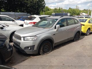 2014 Chevrolet Captiva I Рестайлинг 2, серебристый, 635000 рублей, вид 1