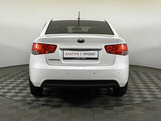 2012 Kia Cerato 6-speed II, белый, 690000 рублей, вид 5