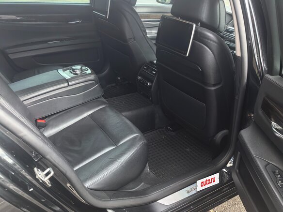 2013 BMW 7 серии Long 740Li xDrive V (F01/F02/F04) Рестайлинг, чёрный, 1559000 рублей - вид 7