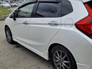 2013 Honda Fit III, белый, 945000 рублей, вид 3