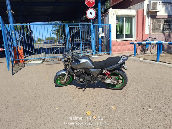 1995 Honda CB 400 Super Four, серый, 270000 рублей - вид 3