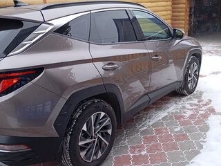 2023 Hyundai Tucson IV, коричневый, 3685000 рублей, вид 1